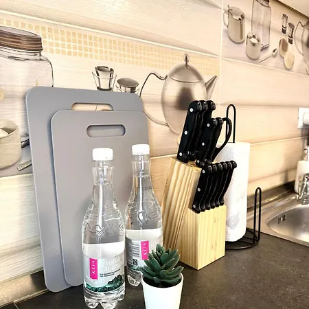 Moon View - - Sanador Victoriei *