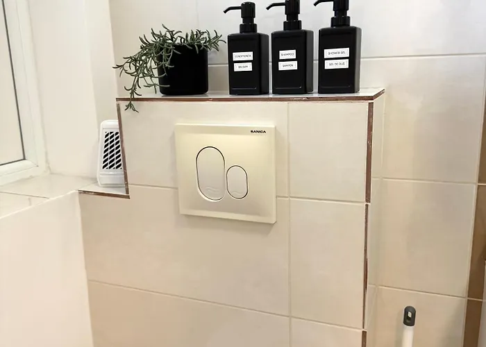 Moon View - - Sanador Victoriei Lägenhet Bukarest